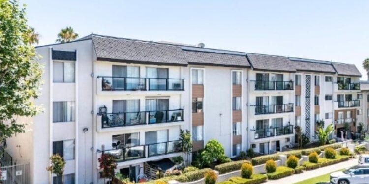 Cityview paga 35 millones de dólares por apartamentos en Hollywood Hills