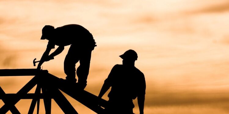Las ofertas de empleo en la construcción en EE. UU. cayeron un 40 por ciento anual en octubre