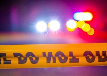 La policía de Phoenix investiga un tiroteo navideño en el aeropuerto