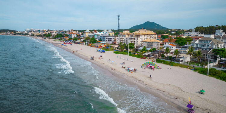 Joyas brasileñas: Florianópolis y Río de Janeiro entre los principales destinos turísticos mundiales en 2025