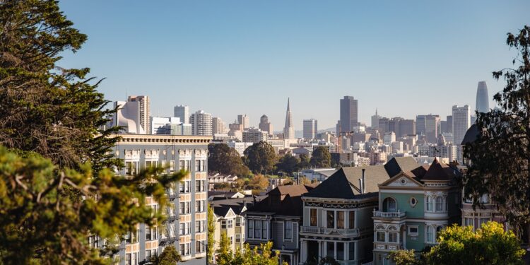 Aprovechando el regreso a la oficina: Big City Real Estate Insights