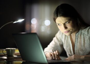 Utilice estos 5 consejos inteligentes para detectar reseñas falsas de Amazon