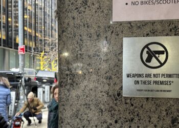 Armas fantasma en el centro de atención después del tiroteo del director ejecutivo de UnitedHealthcare: NPR