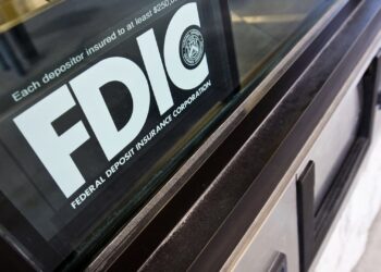 Cómo el segundo mandato de Trump podría significar la caída de la FDIC y la CFPB