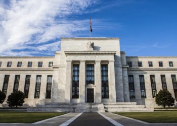 La Fed puede mantener las tasas de interés estables. Esto es lo que eso significa para ti