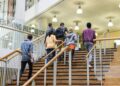 La matrícula universitaria de estudiantes de primer año no disminuyó: un grupo de investigación cita un error