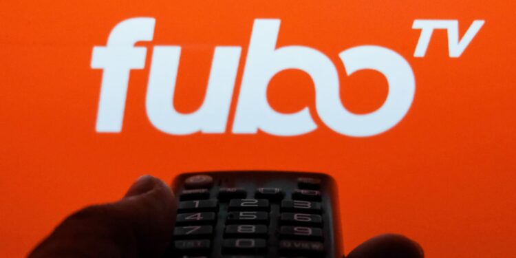 Acciones que realizan los mayores movimientos al mediodía: FUBO, PYCR, PLUG