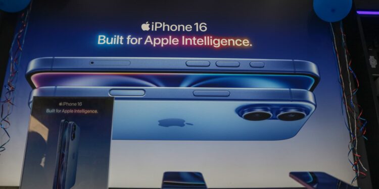 Las existencias que hacen los movimientos más grandes del mediodía: Apple, 3M, Walgreens, Moderna, Urban Outfitters y más