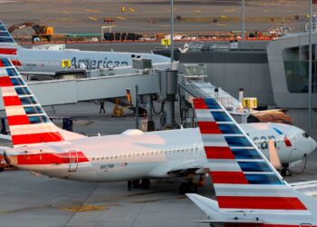 FUBO, AAL, NVDA, MSFT y más