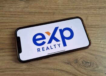 eXp agrega ONEPATH Realty productora multimillonaria