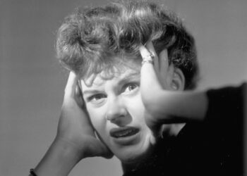 ¿Puedes superar tu resistencia a criar a tu padre anciano?