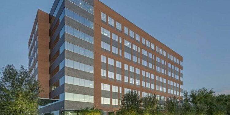 Triten descarga oficinas de 187K-SF en Houston