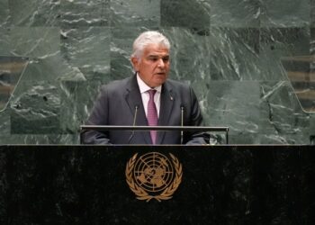 Presidente de Panamá: ‘El canal es y seguirá siendo de Panamá’
