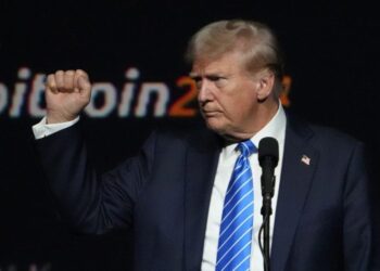 Trump lanza la primera criptomoneda oficial