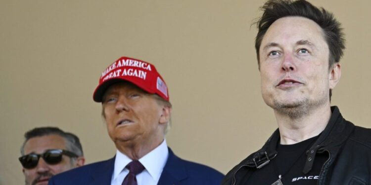 Trump le pide a Musk que ‘vaya a buscar’ a los astronautas de la NASA atrapados en el espacio
