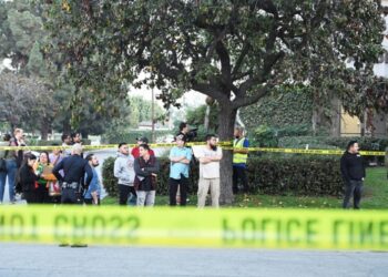 2 muertos y 18 heridos tras accidente de avioneta en el sur de California