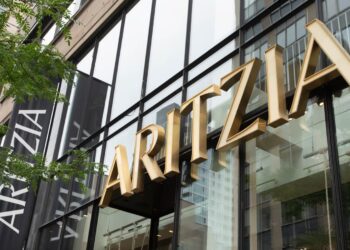 El beneficio de Aritzia se dispara en el tercer trimestre