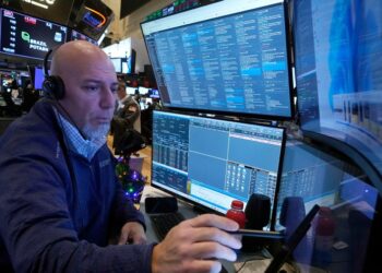 Wall Street ignora el drama político y se prepara para Trump 2.0
