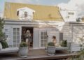 La casa de playa reinventada de Rye y el lugar para la sesión de fotos de moda se convierten en una estrella viral para los compradores que solo quieren tomar el sol