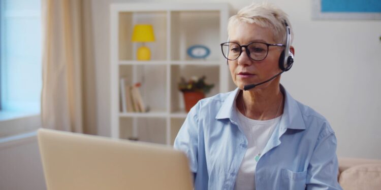 20 empresas que contratan para trabajos de servicio al cliente remoto