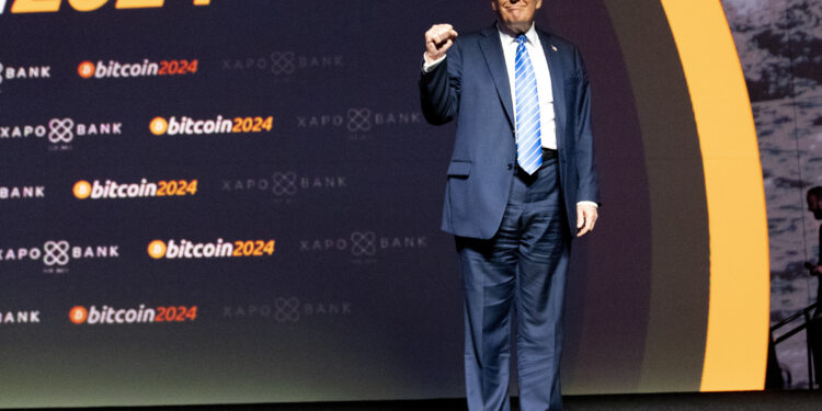 Las empresas de criptomonedas invierten millones en la toma de posesión de Trump