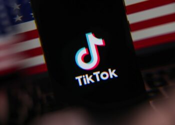 TikTok está fuera de línea en los EE. UU. después de que la Corte Suprema confirmara la prohibición: NPR