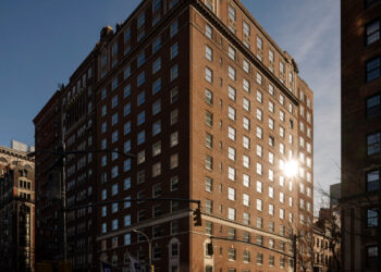 El dormitorio de NYU se adapta a ser sostenible