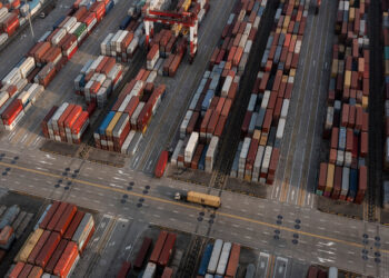 Cómo costos para las ventas en línea después del movimiento comercial de Trump