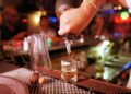 ¿Por qué sigue conduciendo su madre alcohólica envejecida?
