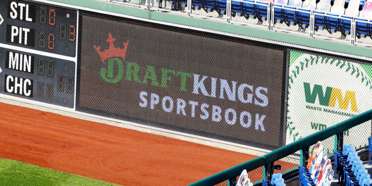 Las existencias hacen los movimientos más grandes del mediodía: Coinbase, Airbnb, Weride, Gamestop y más