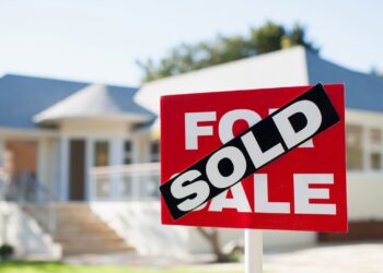 Aquí le mostramos cómo reducir las ganancias de capital en la venta de su casa.