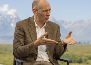 Los funcionarios de la Fed están planteando preocupaciones sobre los aranceles y la inflación de Trump