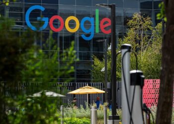 Alphabet informó una falla de ingresos que envió la caída de las acciones. Lo que dicen los analistas