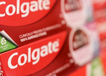 Acciones que realizan los movimientos más grandes del mediodía: CL, equipo, mazo, VRTX