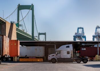 ¿Podrían las tarifas de Trump reemplazar el impuesto sobre la renta? Lo que dicen los expertos en políticas