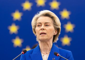 Las tarifas de acero de Trump podrían desencadenar una guerra comercial más amplia ya que la UE amenaza con “contramedidas proporcionales”