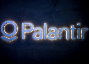 Acciones que realizan los movimientos más grandes después de las horas: PLTR, NXPI, KD