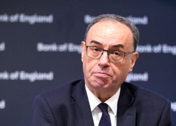 Banky de Inglaterra, Bailey dice que el Reino Unido no puede evitar el impacto del arancel de EE. UU.