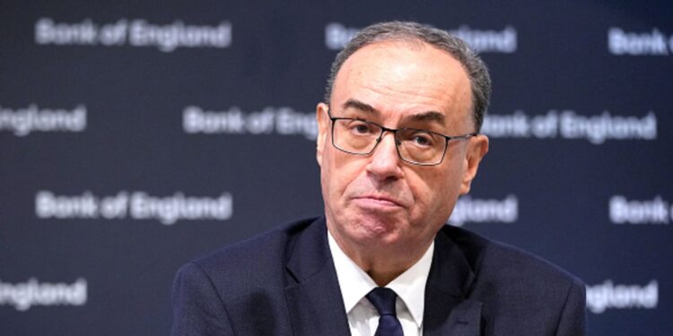Banky de Inglaterra, Bailey dice que el Reino Unido no puede evitar el impacto del arancel de EE. UU.