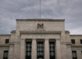Trump prueba la independencia de la Fed con la autoridad de expansión de la orden sobre las agencias
