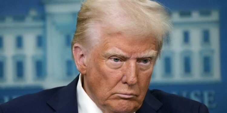 El ex capitán de American Airlines ‘disgustado’ por Trump Crash Comentarios