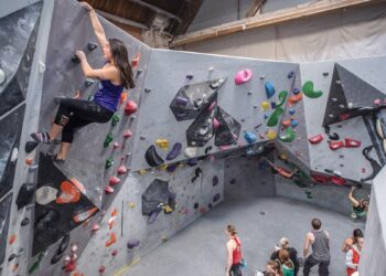 REIT en el paso con una sobretensión de demanda de aptitud y bienestar