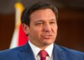 El gobernador DeSantis apoya la finalización de los impuestos a la propiedad en Florida