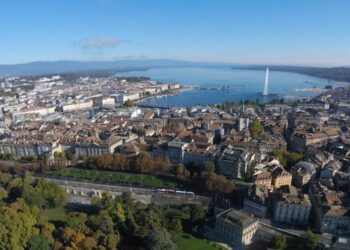 El atractivo seguro de Suiza crece con los adinerados compradores de viviendas del mundo