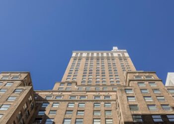 Moinian Group asegura la renovación de cinco años con Gardiner y Theobald