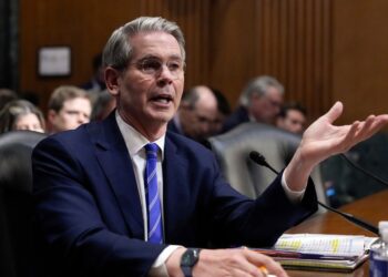 Bessent dice que el acuerdo de US-Ukraine tiene garantía de seguridad económica “implícita”