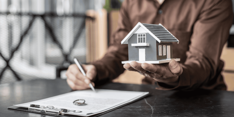 Cómo los propietarios inmobiliarios pueden maximizar el valor de sus activos de telecomunicaciones al tiempo que minimiza el riesgo