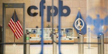 El juez impide que Trump Admin de despido a los empleados de CFPB