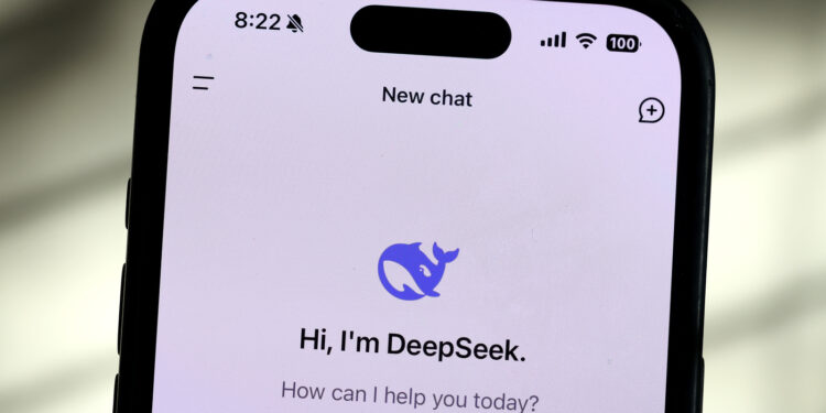 ¿Qué es Deepseek? ¿Y por qué solo asustaron tanto al mercado de valores? : Money del planeta: NPR