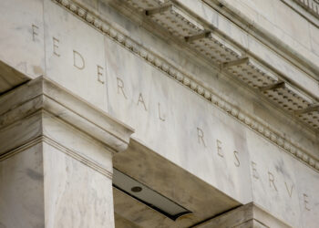 El plan de Trump para controlar las agencias provoca alarma para la Fed